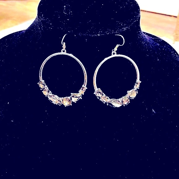 Silver Hoops Earrings with chunky rhinestones on front NWT - Picture 2 of 3